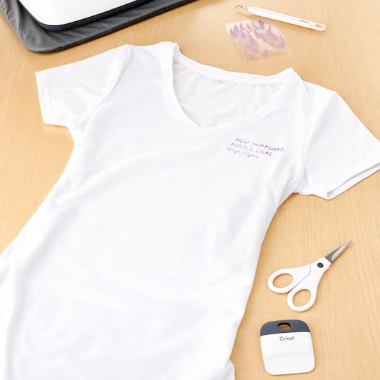 Cricut® Women's Blank V-Neck T-Shirt